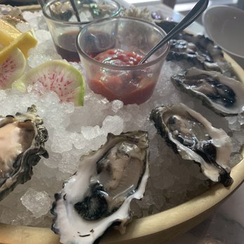 Seaside Provisions - Oysters - Tapas/Small Plates Near Me - North Vancouver, British Columbia