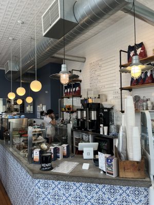 Henry’s On Clay by null