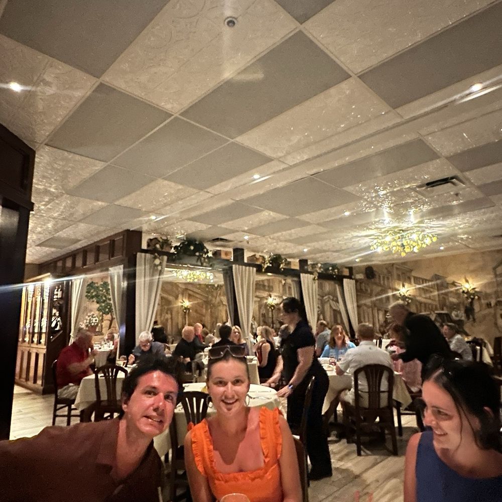 Limoncello Naples - The family enjoying this fabulous place! - Italian Near Me - Naples, Florida