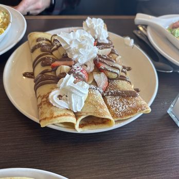 Broken Yolk Cafe - Breakfast & Brunch Near Me - Orange, California