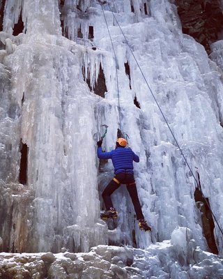 Hard Water Sports by null