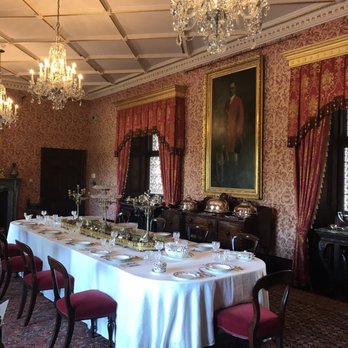 Kilkenny Castle - The dining room - Museums Near Me - Kilkenny, KK
