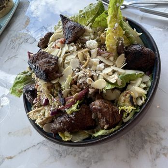 Dear Olivia Bar & Kitchen - Superfood Crunch salad with steak bits - American Near Me - Parkland, Florida Dear Olivia Bar & Kitchen - Superfood Crunch salad with steak bits - American Near Me - Parkland, Florida