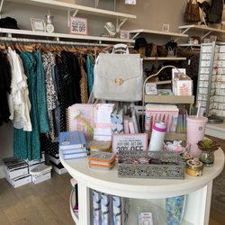 Francesca's Collections
