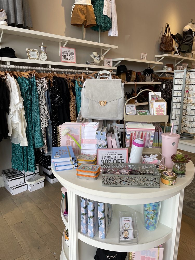 FRANCESCA’S COLLECTIONS Updated September 2024 17 Reviews 255 E