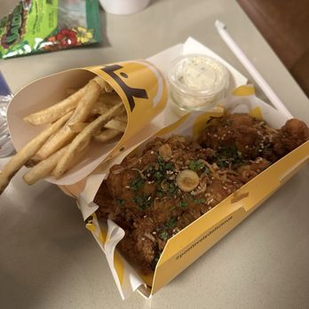 Starbird Chicken - Chicken Shop Near Me - Torrance, California
