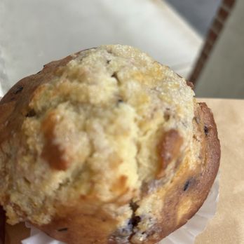 Le Petit Four Bakery - Needs improvements - Bakeries Near Me - Wellesley, Massachusetts