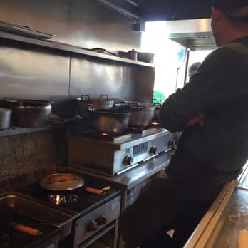 Dumpling House Restaurant - Kitchen is open and right at the front of the restaurant - Chinese Near Me - Toronto, Ontario Dumpling House Restaurant - Kitchen is open and right at the front of the restaurant - Chinese Near Me - Toronto, Ontario
