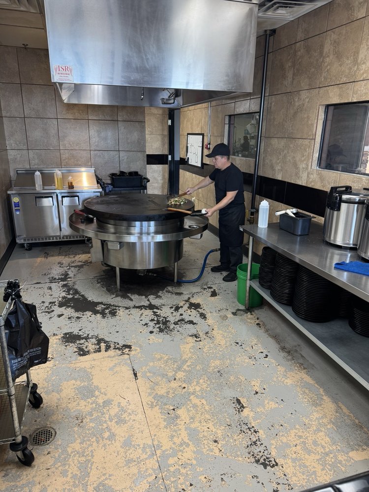 Stir Krazy Mongolian Grill - Photo 2