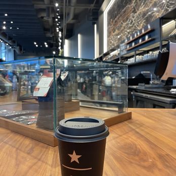 Starbucks Reserve - Coffee & Tea Near Me - Vancouver, British Columbia