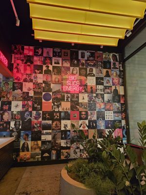 Mikey's Late Night Slice by null