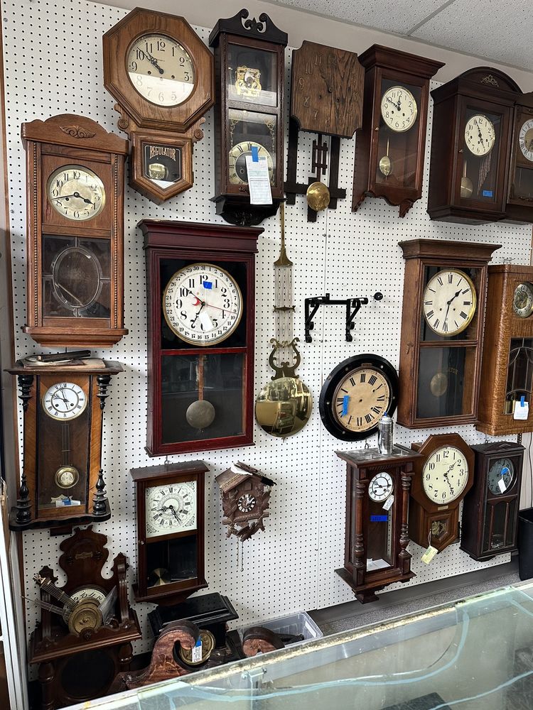 BOWERS WATCH & CLOCK REPAIR Updated September 2024 30 Photos & 189