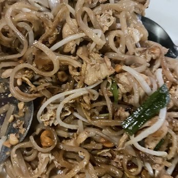 Pad Thai Restaurant - Pad Thai - Thai Near Me - Clovis, California