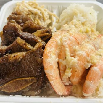 Trydis  BBQ - Kalbi & creamy garlic shrimp mixed plate ($27) winnahz - Food Trucks Near Me - Honolulu, Hawaii