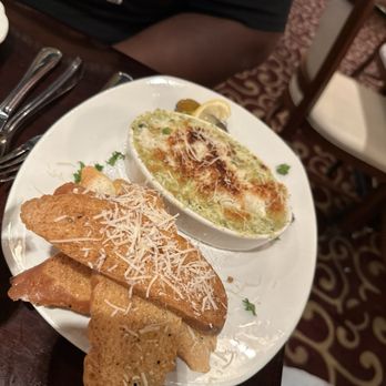 Pappadeaux Seafood Kitchen - Crab & Spinach Dip - Cajun/Creole Near Me - Grapevine, Texas