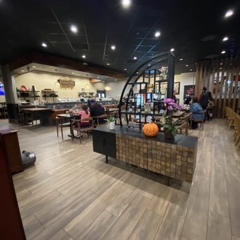 EBISU - Interior - Japanese Near Me - Elk Grove, California