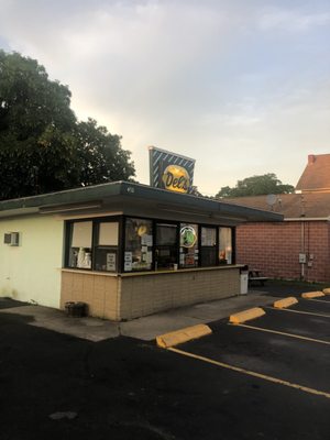 Del's Lemonade by null