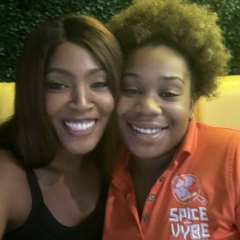 Spice N Vybe - My favorite server - Chicken Wings Near Me - Oakland Park, Florida Spice N Vybe - My favorite server - Chicken Wings Near Me - Oakland Park, Florida