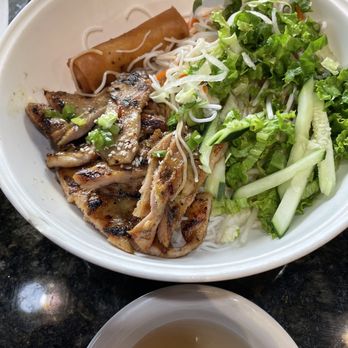 Viet Palace Restaurant - Bún gà - Seafood Near Me - Pittsburg, California Viet Palace Restaurant - Bún gà - Seafood Near Me - Pittsburg, California