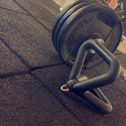 JONNY M. - Gym free training spot