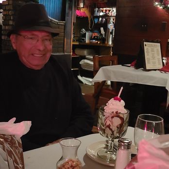 Clearman's Steak 'N Stein - Steakhouses Near Me - Pico Rivera, California