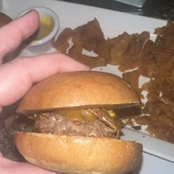 Riverboat Lounge - Wagyu Slider