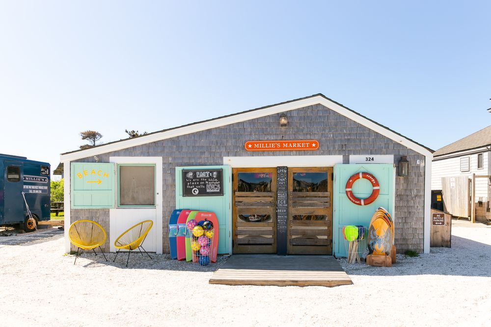 Millie's Market Logo