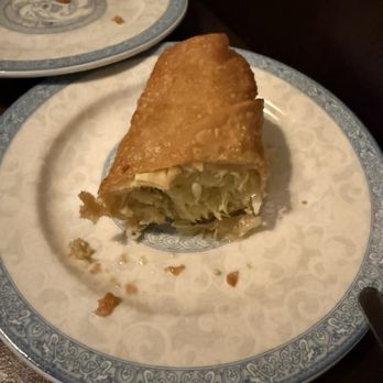Hunan Gardens - Egg roll - so fresh, HOT, and delicious!! - Chinese Near Me - Kalamazoo, Michigan