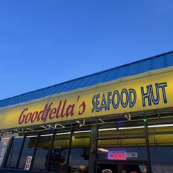Good Fellas Seafood Hut & Bar - The Goodfellas awning!
