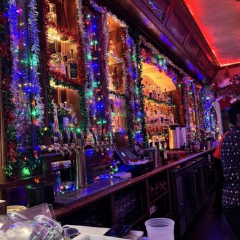 The Ordinarie - Fully decked with Christmas decorations - Cocktail Bars Near Me - Long Beach, California The Ordinarie - Fully decked with Christmas decorations - Cocktail Bars Near Me - Long Beach, California