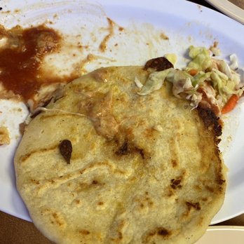 Pupuseria Comalapa - Pupusas de rebueltas - Salvadoran Near Me - Anaheim, California