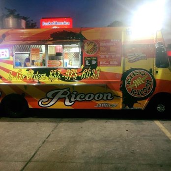 Riky Ricoon - a food truck parked in a parking lot - Food Trucks Near Me - Alvin, Texas