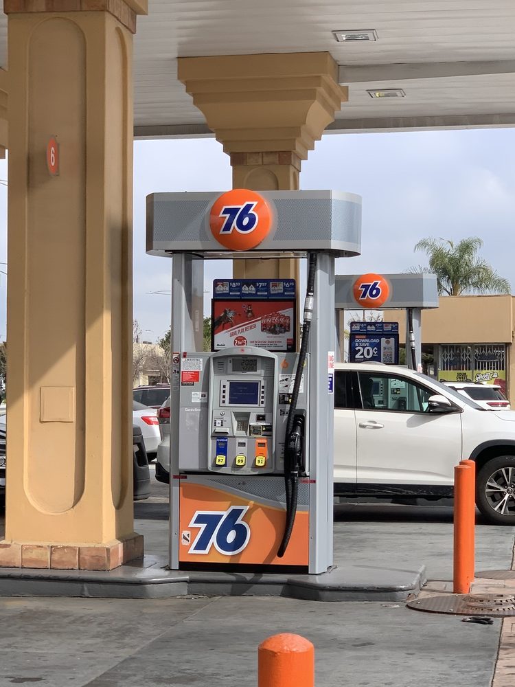 United Oil 76 Logo