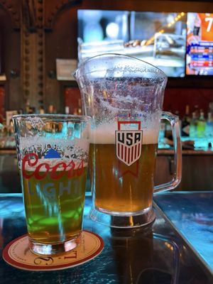 Iron Bar & Lounge NYC - Hell's Kitchen by null