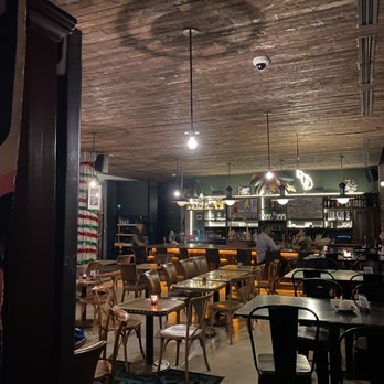 Suenos x Soho House - Inside - Seafood Near Me - Chicago, Illinois Suenos x Soho House - Inside - Seafood Near Me - Chicago, Illinois