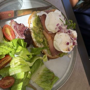 Kinaree Eatery - Benedicts Smoked Salmon - Breakfast & Brunch Near Me - Irvine, California