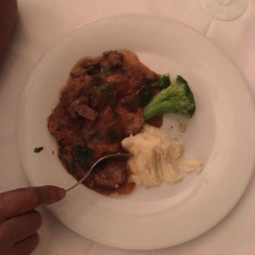 Stonewalls Restaurant - Paillard Of Veal Milanese - New American Near Me - Riverhead, New York Stonewalls Restaurant - Paillard Of Veal Milanese - New American Near Me - Riverhead, New York