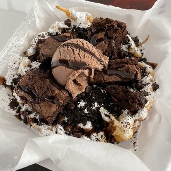 Funnel Cake Lounge - Brownie funnel cake - Bakeries Near Me - Martinez, Georgia Funnel Cake Lounge - Brownie funnel cake - Bakeries Near Me - Martinez, Georgia