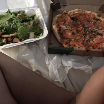Betuccinis - Home delivery.  Personal Margarita Pizza & Ceaser Salad w chicken. - Italian Near Me - Rosarito Beach, BCN