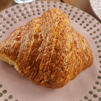 Ubuntu - Butter Croissant - Cafes Near Me - San Juan Capistrano, California Ubuntu - Butter Croissant - Cafes Near Me - San Juan Capistrano, California
