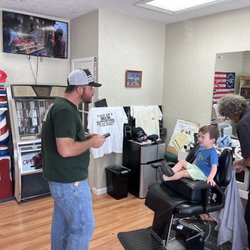 TOMMIE'S BARBER & STYLE SHOP - Next!