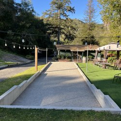 Sequoians Clothes Free Club