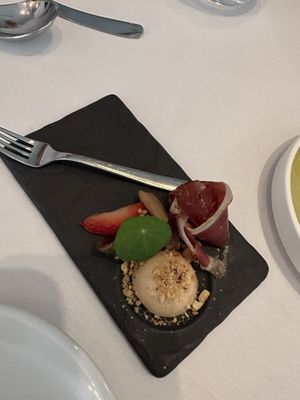 Bearfoot Bistro by null