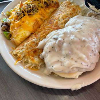 Hoosier Cafe - Sausage Omelette - Breakfast & Brunch Near Me - Chandler, Arizona