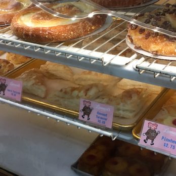 Leonard's Bakery - Bakeries Near Me - Honolulu, Hawaii Leonard's Bakery - Bakeries Near Me - Honolulu, Hawaii