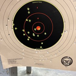 San Leandro Public Rifle & Pistol Range - Don't judge me I've had better aim lol