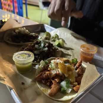 Los Chapos Tacos - Tacos Al pastor and asada - Tacos Near Me - Tampa, Florida Los Chapos Tacos - Tacos Al pastor and asada - Tacos Near Me - Tampa, Florida