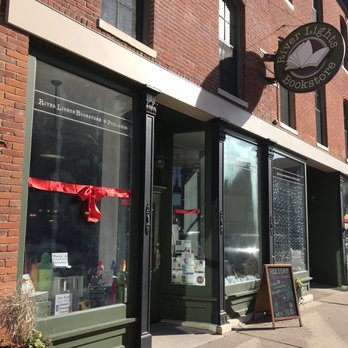 River Lights Bookstore - River Lights Bookstore - Bookstores Near Me - Dubuque, Iowa