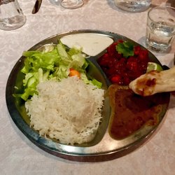Katmandu - Tandoor Chicken with Naan and Rice