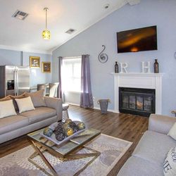 Rolling Hills Place